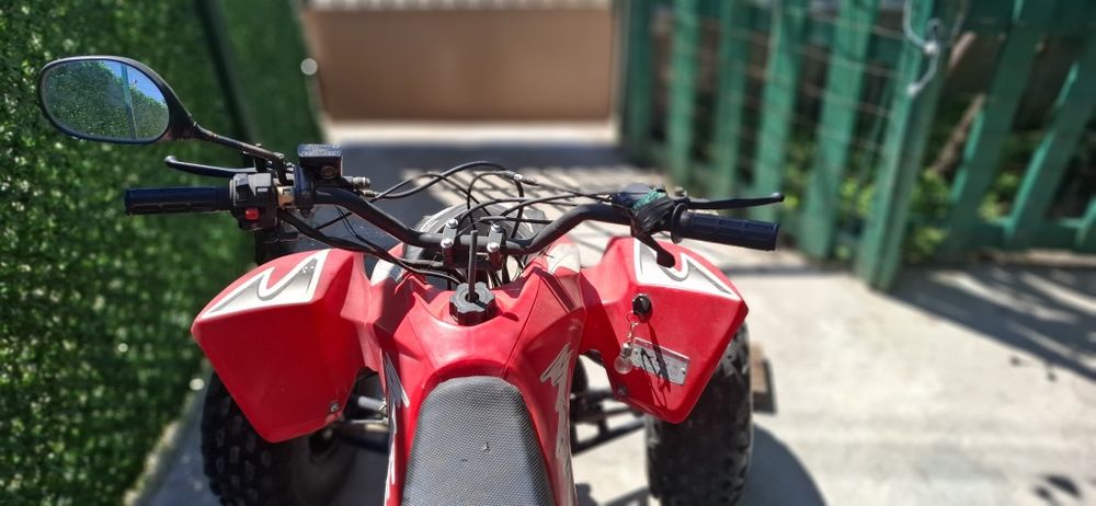 Продавам атв 2012г