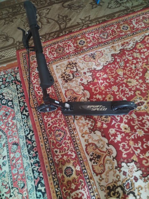 Продам подростковый самокат