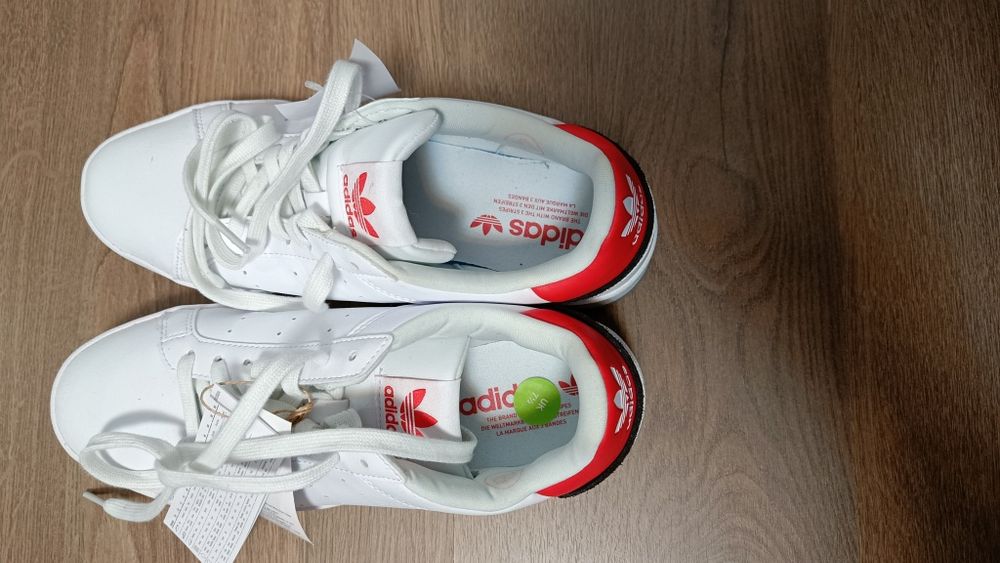 Adidas Court Tourino