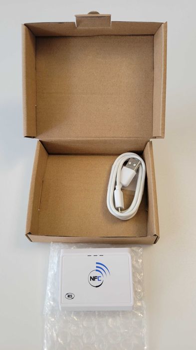 Cititor NFC reader ACR1311U-N2 cu bluetooth