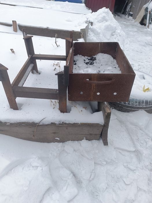 Продам мангал железный