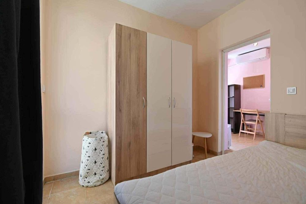 Дава се под наем Двустаен апартамент в София, Център - 60 кв.м за 488.58 € - Снимка #6
