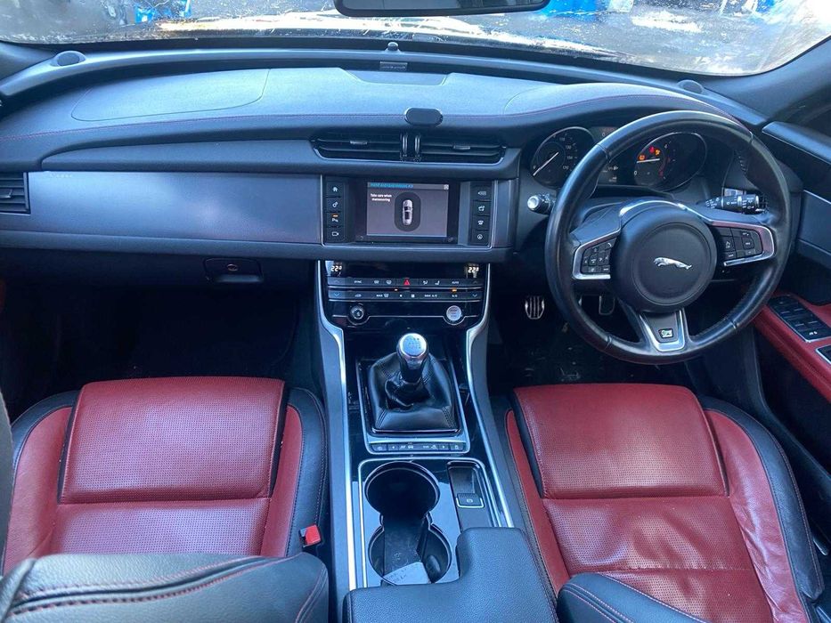 Dezmembrez jaguar xf facelift breack/haion/capota/204 dt/far xf/grila/