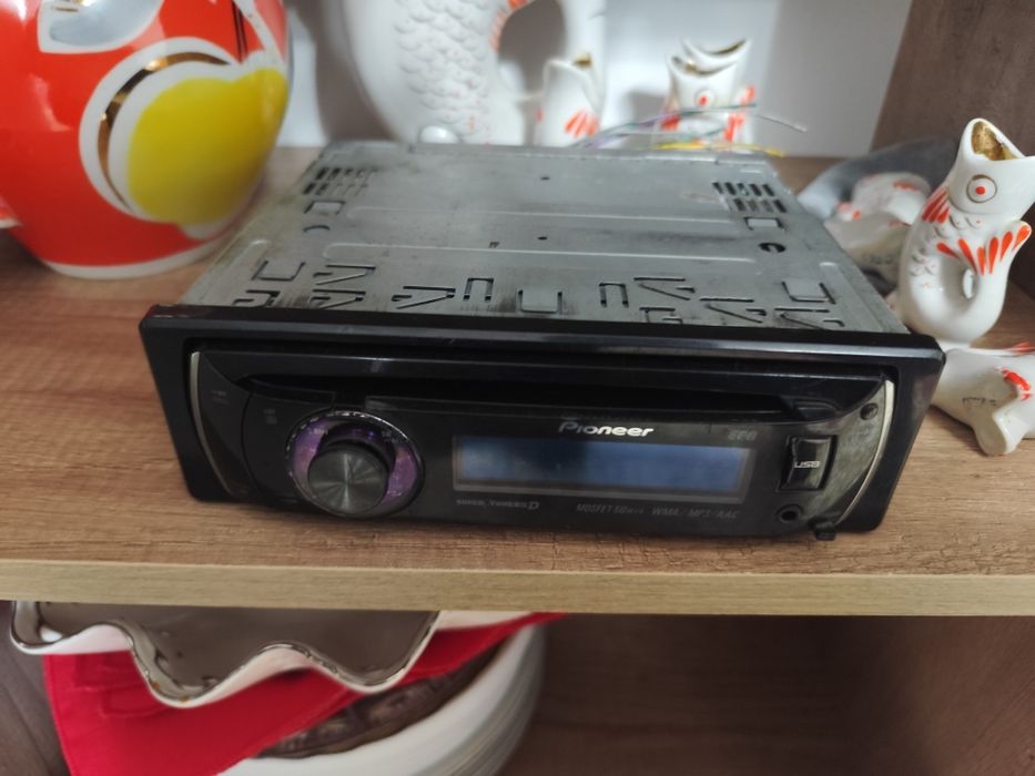 Продам магнитолу pioneer