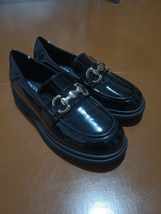 Yengi kiyilmagan jenskiy loferlar sotiladi .Новые не ношенные женские