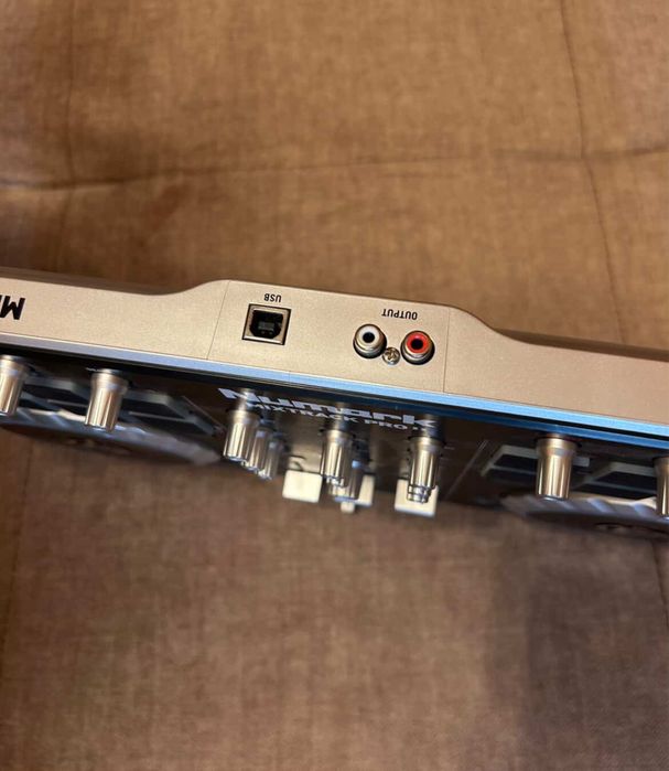 Consola DJ Numark Mixtrack Pro 2