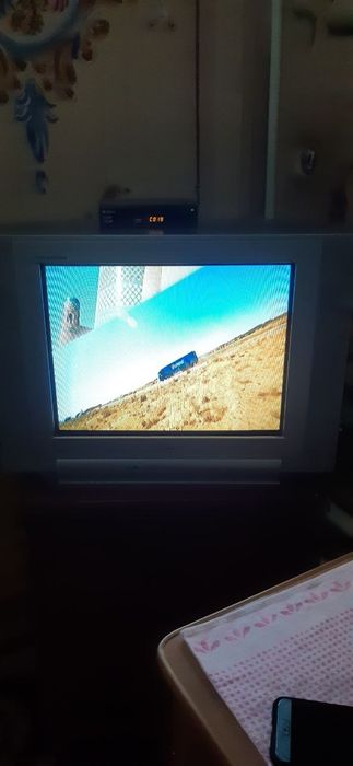 Продаётся телевизор LG