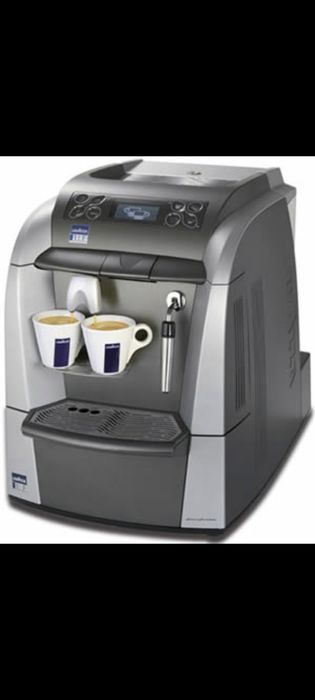 Vând Expresoare Capsule Lavazza