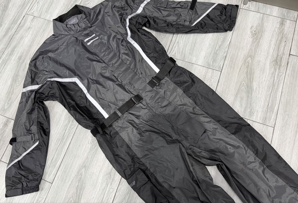 Combinezon moto de ploaie Proof