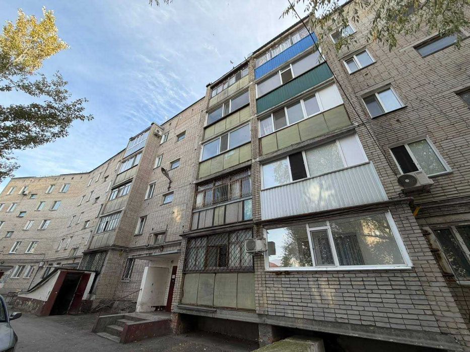 Дом печати 3 ком , 63 кв.