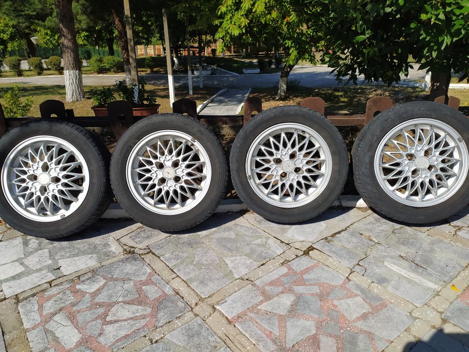 Лети джанти с гуми за опел 15 цола 4*100 междуболтово пространство