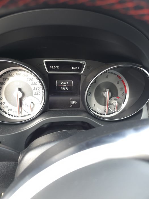 Mercedes cla 200 amg line 80000km reali