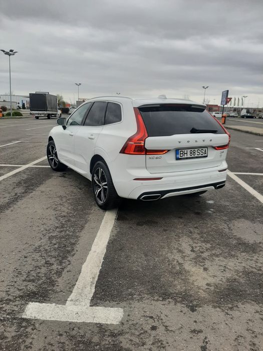 VOLVO XC60 2018 — imagine 4