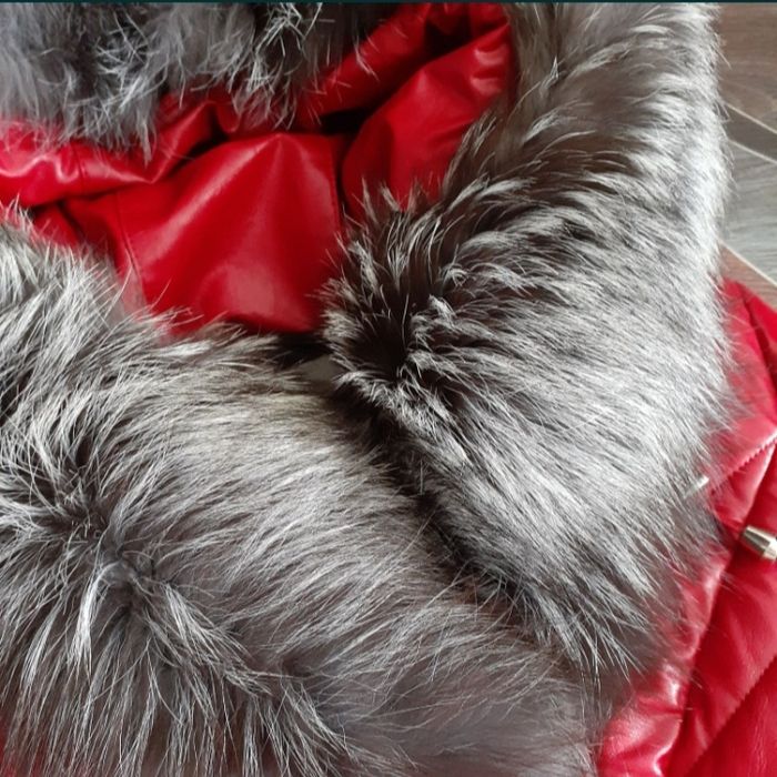 Продам кожаную куртку