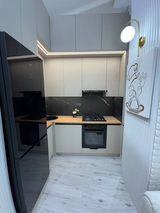 2/10/10 40м2 Ц-2 Пойтахт Гавхари Алайский с арендатором за 900