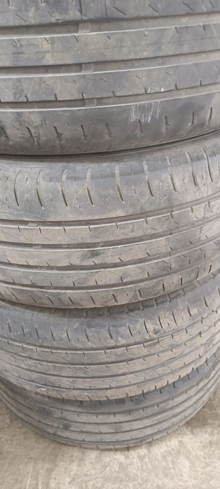Продаю резину 235/55R17