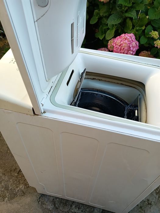 Mașina de spălat Indesit AWE 6514 DEFECTA