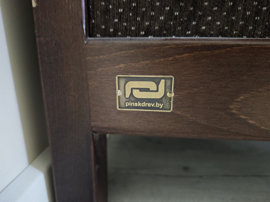 Продам диван и 2 кресла