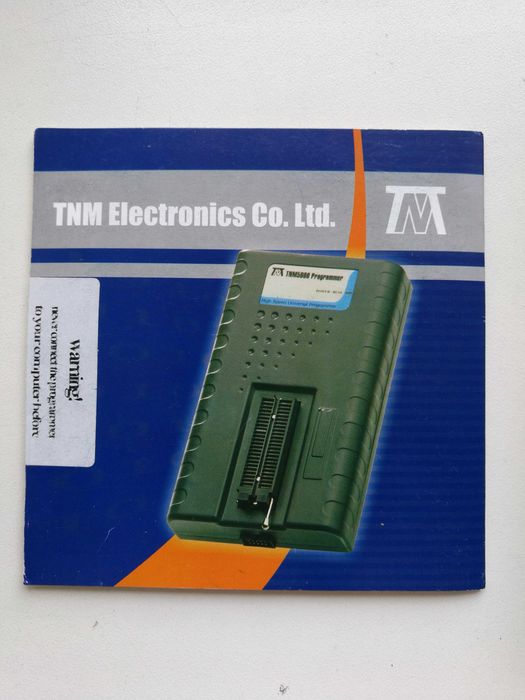 Программатор TNM 5000 + 12 адаптеров.