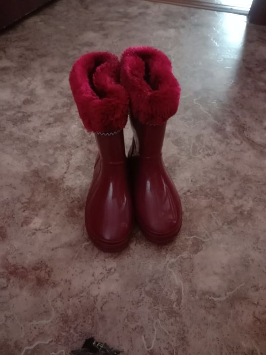 Резиновые сапоги на девочку