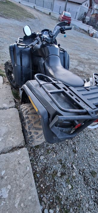 Vând Can Am outlander 800