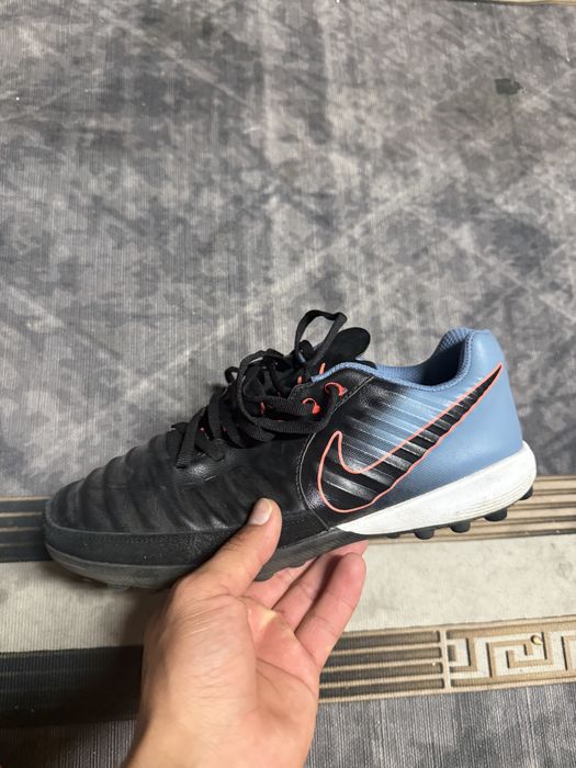 Сароконожка Nike Tempo