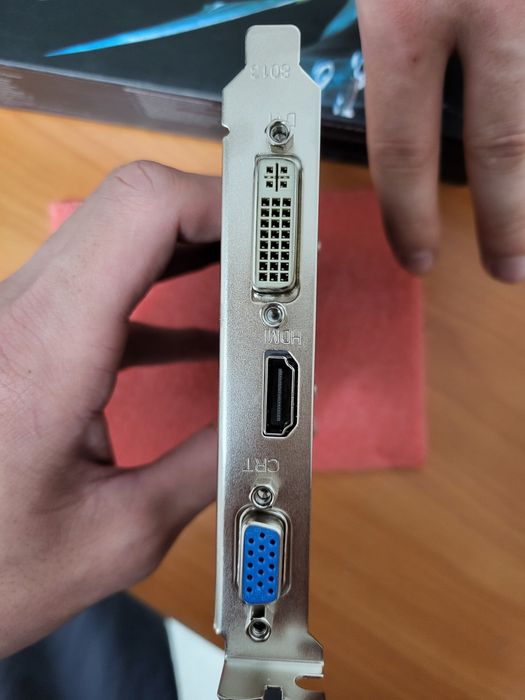 Geforce GT610 видеокарта