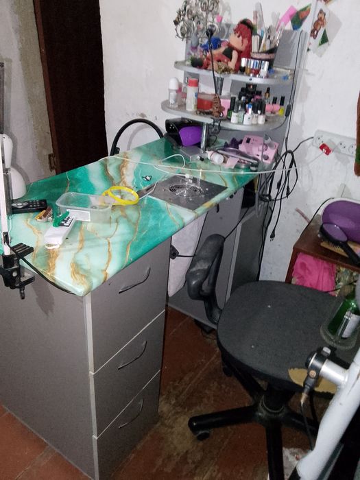 Продам всё для маникюра