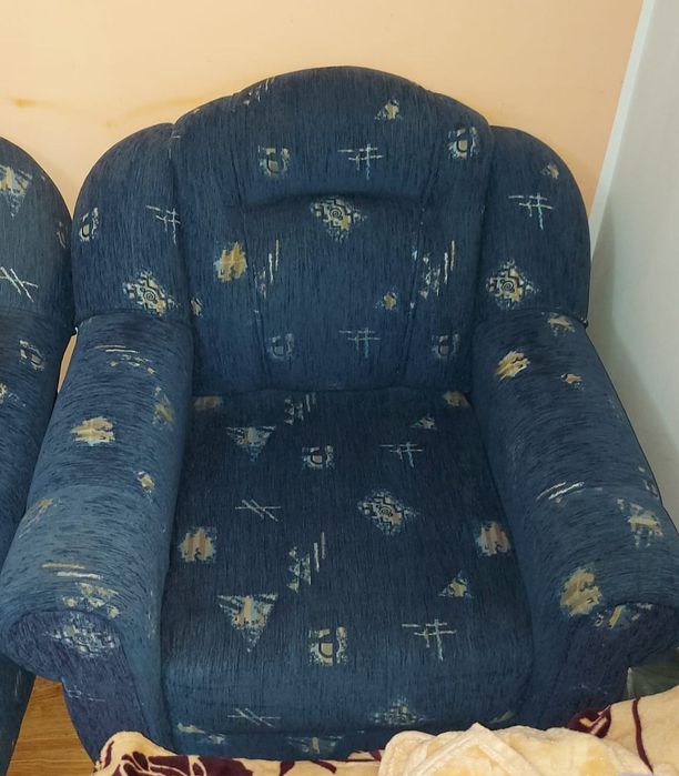 Set canapea extensibilă + 2 fotolii