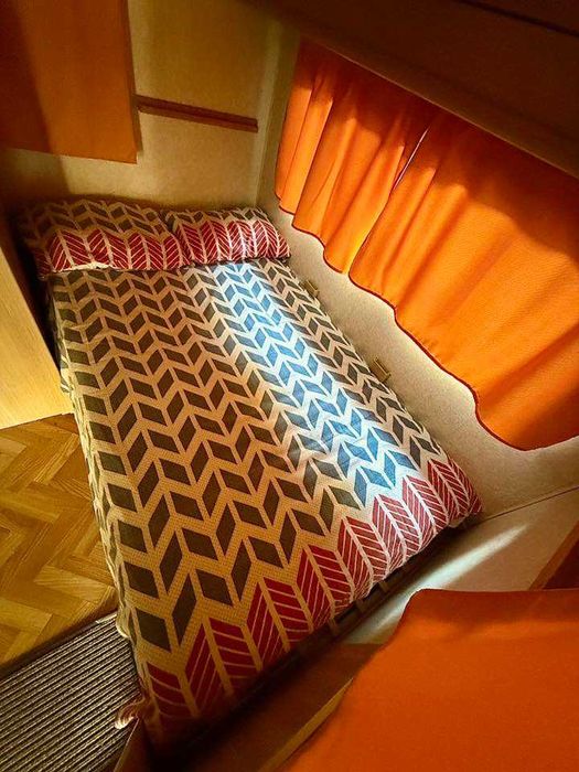 Продавам каравана на къмпинг Юг