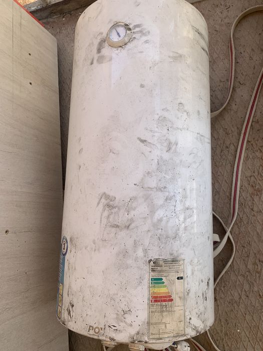 Хеч каери синмаган хамма жойи бутун