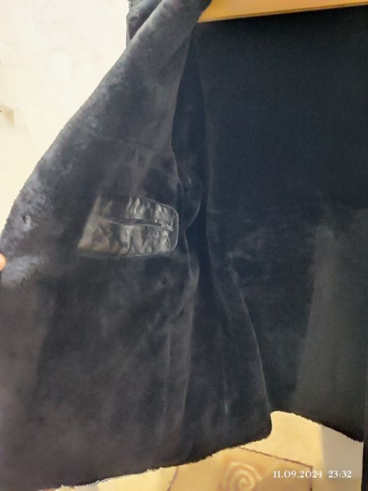 Продам Мужской Кожаный Куртка