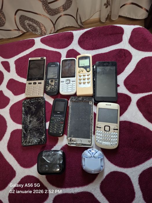 Se vinde lot telefoane ! Pret fix 150lei