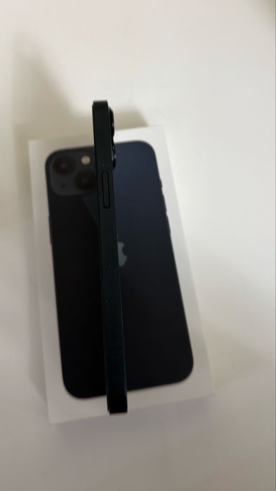 iPhone 13 128gb midnight