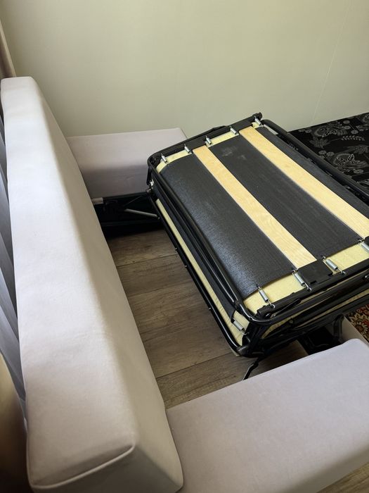 Продам диван раскладной