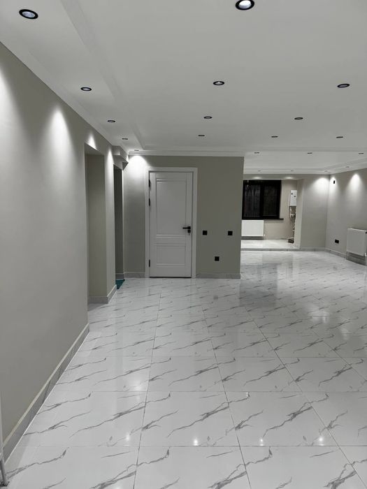 Юнусобод яқинида 250 м² нежилой жой ижарага берилади. Тош область