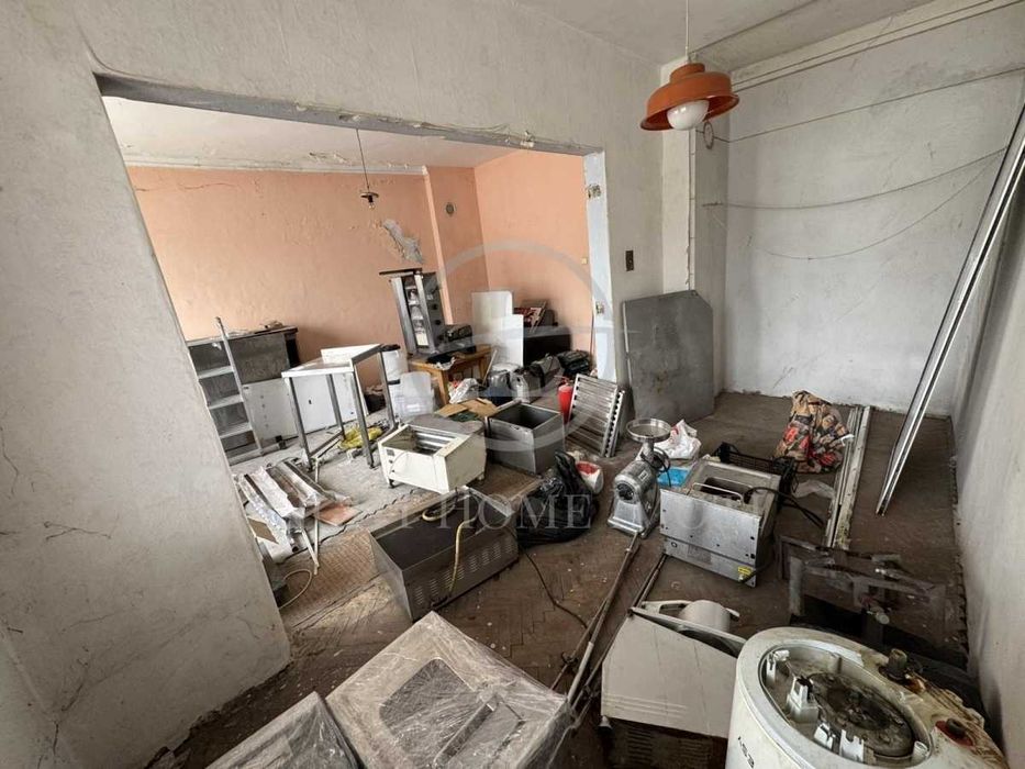 Продава се Тристаен апартамент в Пловдив, Център - 98 кв.м за 1735 €/кв.м - Снимка #1