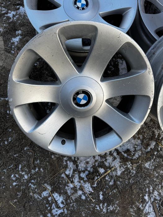Vând jante BMW originale