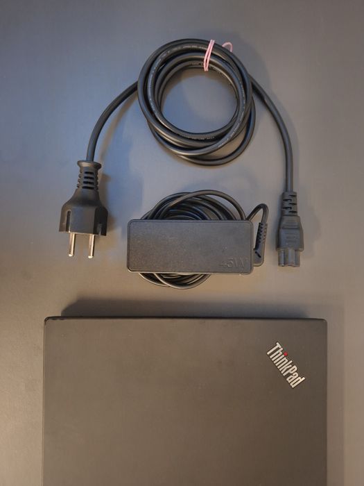 Лаптоп Lenovo ThinkPad T490 - i5 8-gen / 8GB RAM / 256GB NVMe / 14" FHD IPS