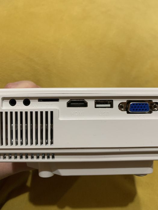 Videoproiector Jinhoo