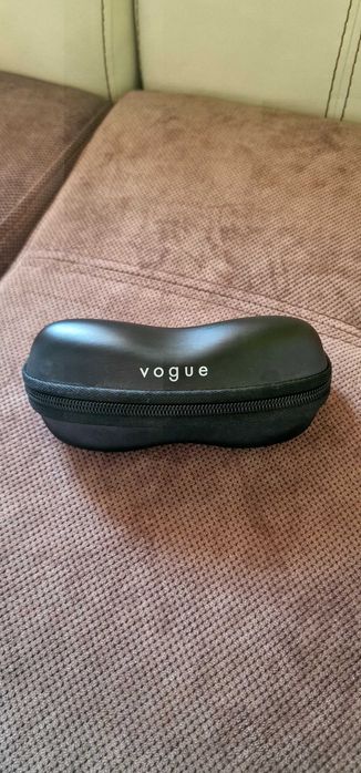 Чисто нови слънчеви маркови очила Vogue
