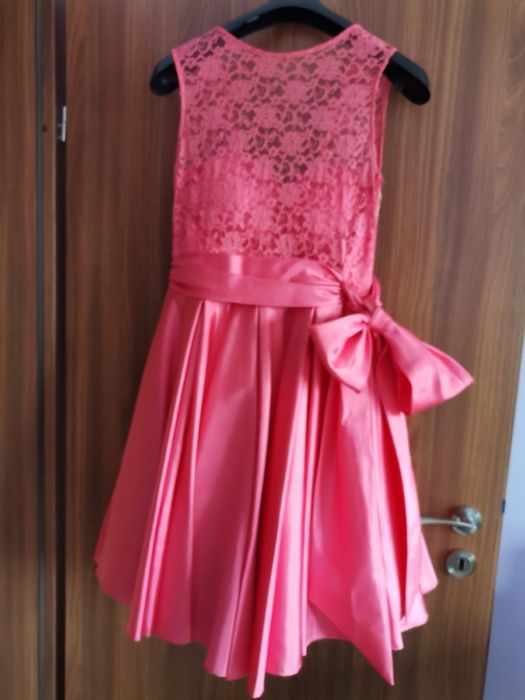 Официална рокля 42рр