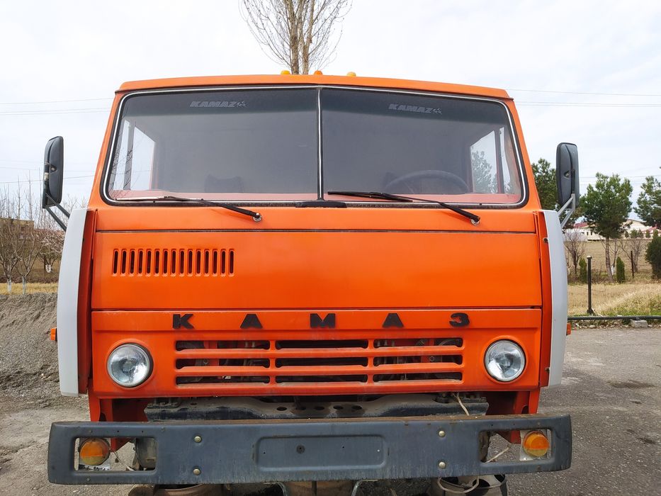 Kamaz sotiladi yangi remont qilngan