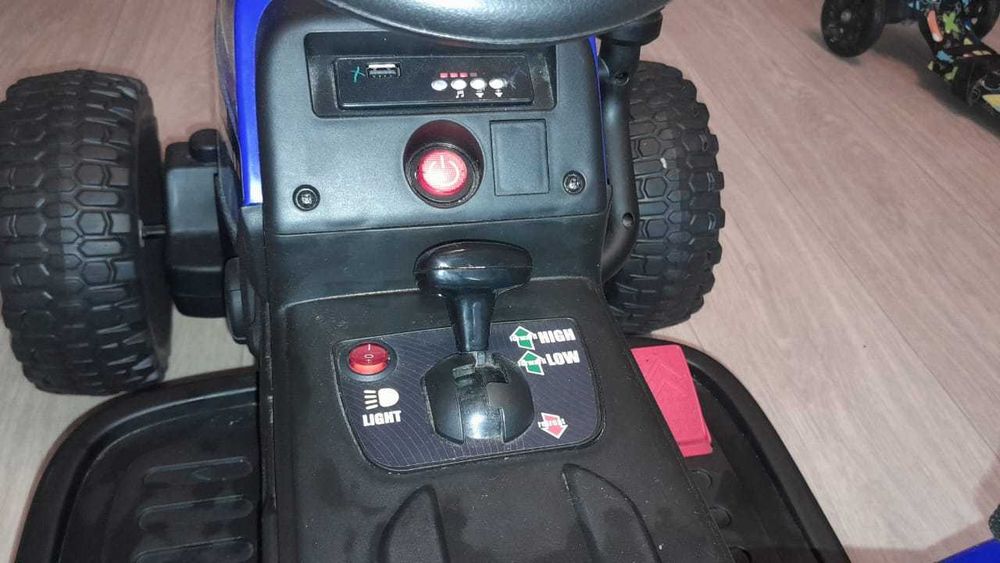 Трактор детский с прицепом