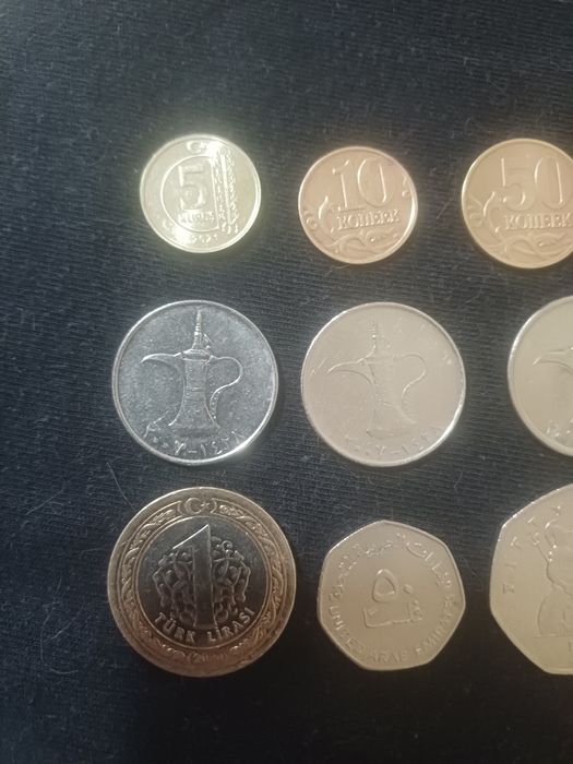 Продаются монеты разных стран