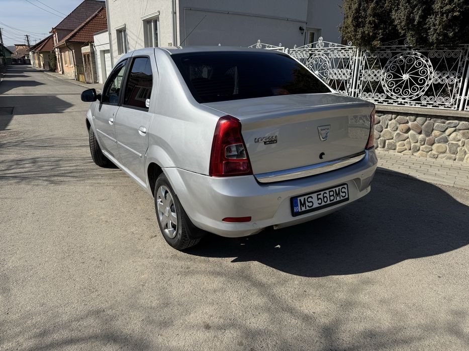 Vand Dacia Logan 1.5dci 2010 euro4 86cp