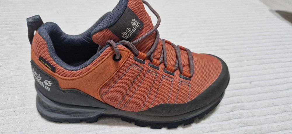 Bocanci jack wolfskin