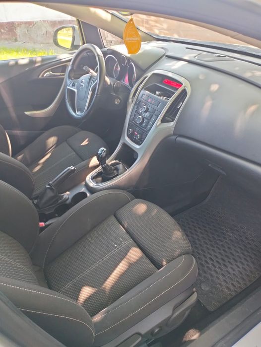 OPEL Astra 2012 — imagine 4