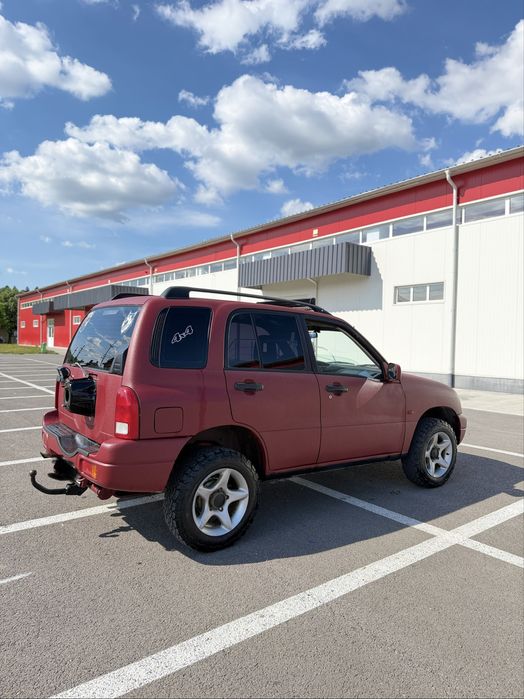 Suzuki Grand Vitara ,4x4 ,2.0 benzină ,128cai ,MIC/MARE cu reductor