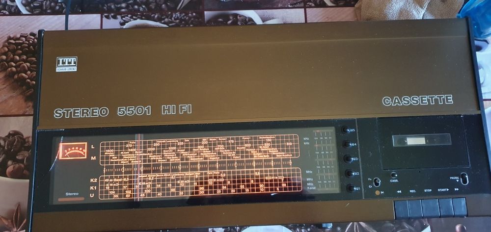 Schimb  sau  vand combina itt stereo  5501  hi-fi
